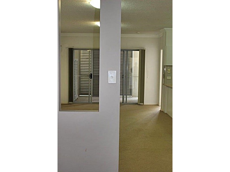 25 28 Belgrave Road, Indooroopilly QLD 4068