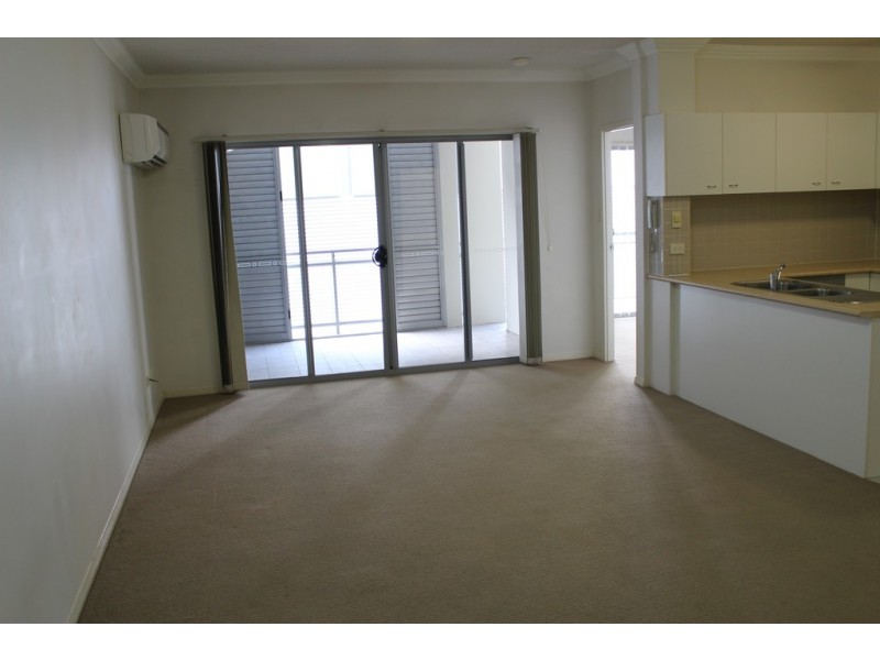 25 28 Belgrave Road, Indooroopilly QLD 4068