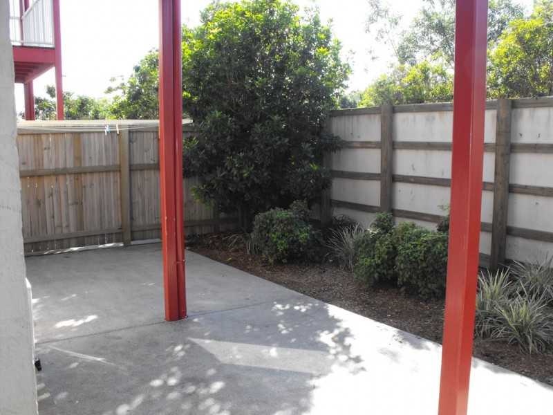 2-8 Meadowbrook Drive, Meadowbrook QLD 4131