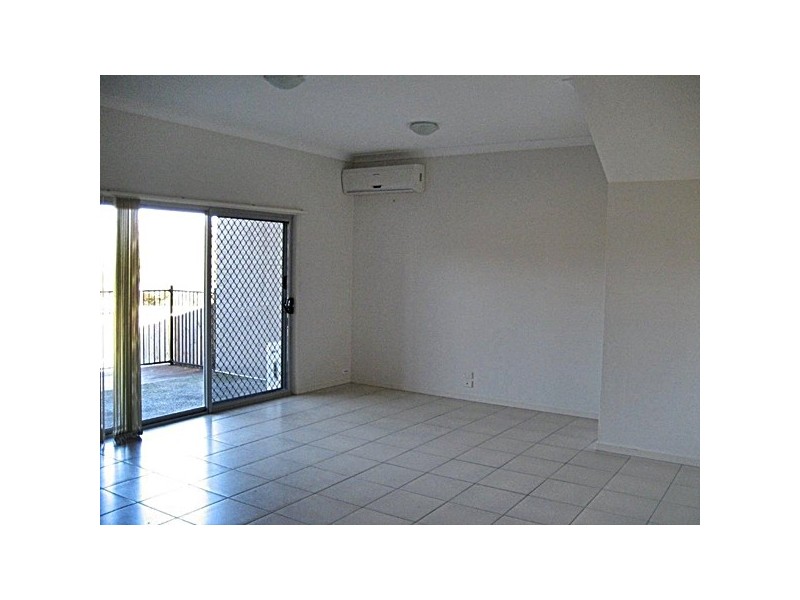 2 Toohey Street, Pacific Pines QLD 4211