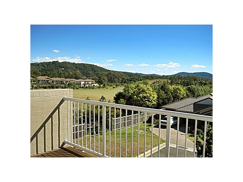 2 Toohey Street, Pacific Pines QLD 4211