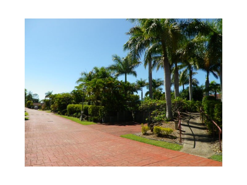 51 Olsen Avenue, Labrador QLD 4215