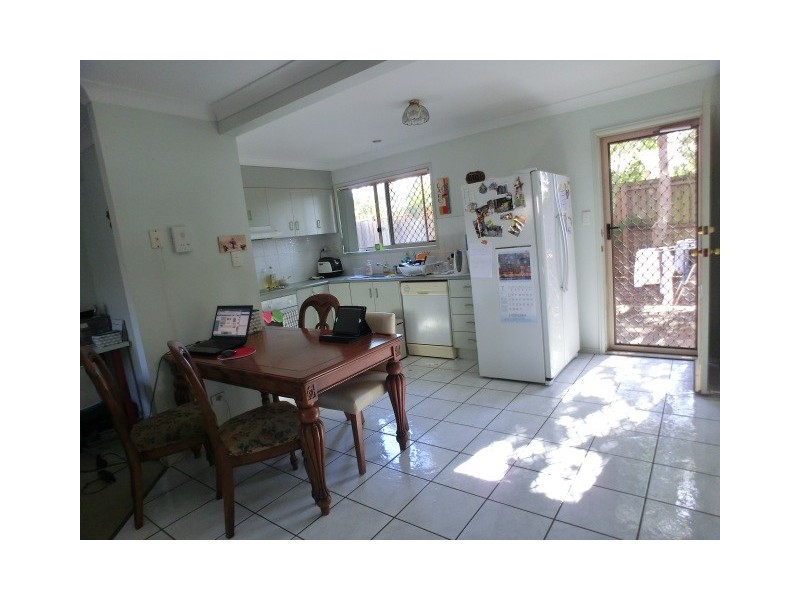 121 Golden Avenue, Calamvale QLD 4116