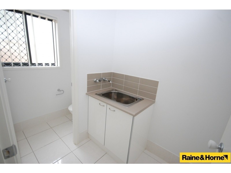54 Outlook Place, Durack QLD 4077