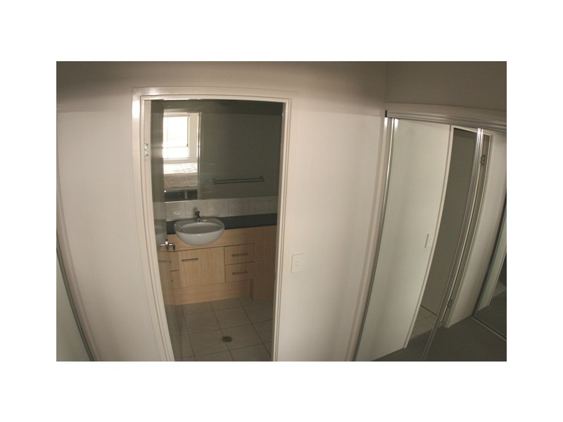 67/15 Tribune Street, South Bank QLD 4101