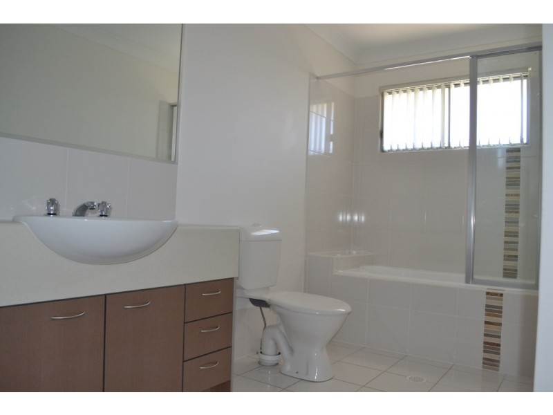 15 James Edward Str, Richlands QLD 4077