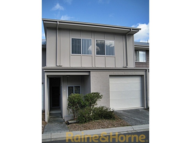 2 Toohey Street, Pacific Pines QLD 4211