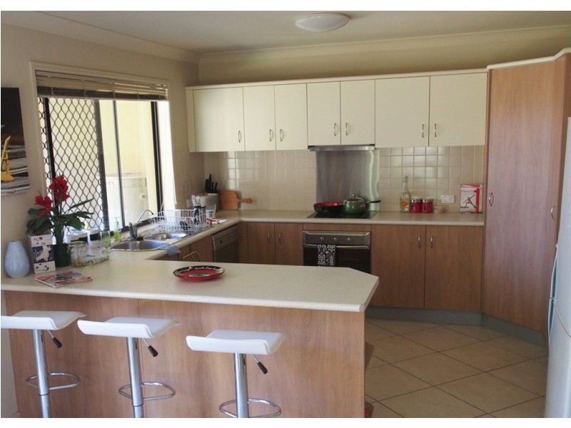 8/44-52 PINE VALLEY DRIVE, Varsity Lakes QLD 4227