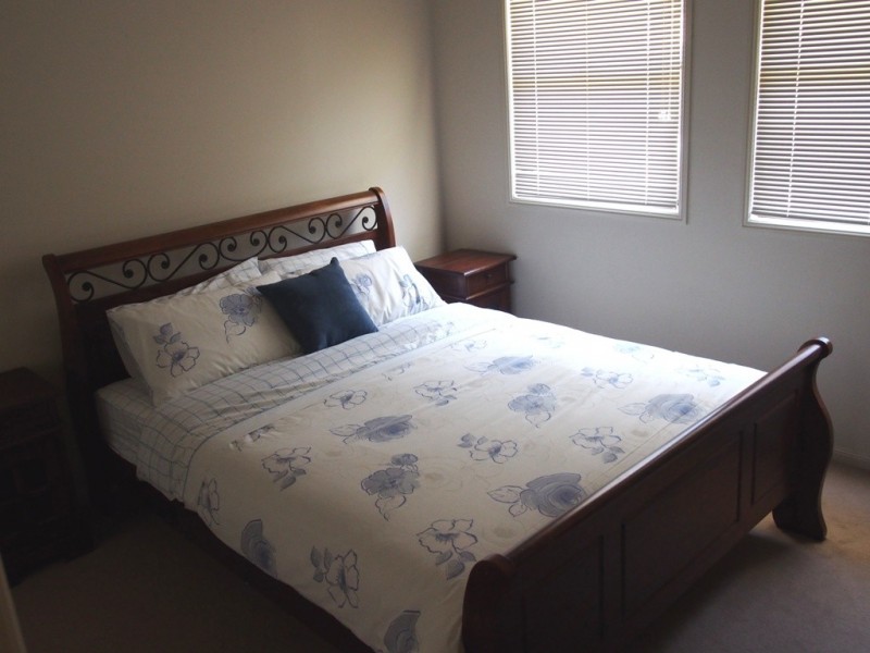 8/44-52 PINE VALLEY DRIVE, Varsity Lakes QLD 4227