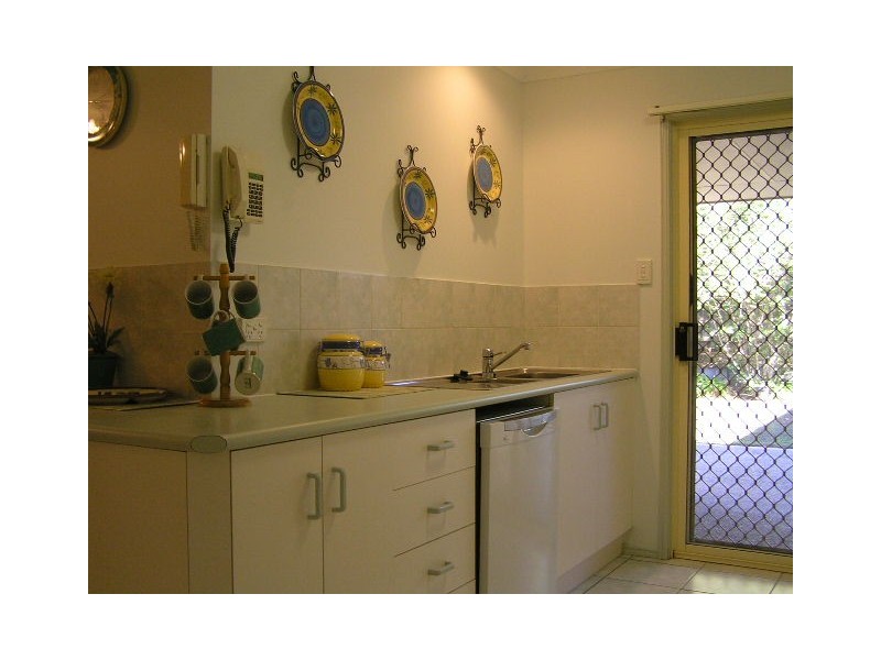 121 Golden avenue, Calamvale QLD 4116