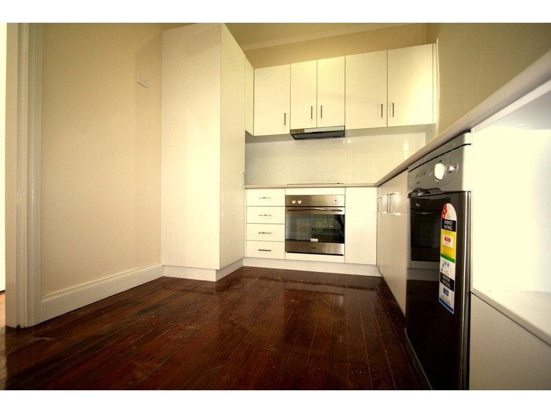 32 Newcastle Street, Fairfield QLD 4103