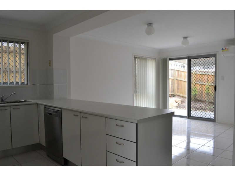 18/15 James Edward Street, Richlands QLD 4077