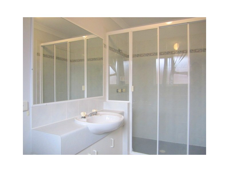 121 Golden Avenue, Calamvale QLD 4116