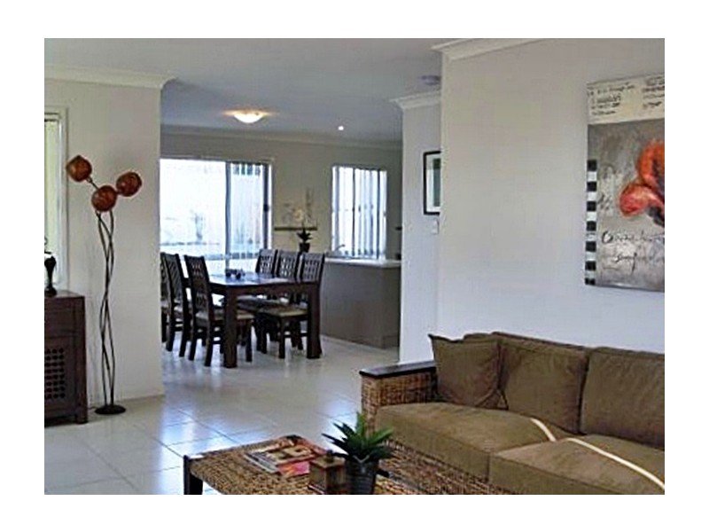 2 Toohey, Pacific Pines QLD 4211