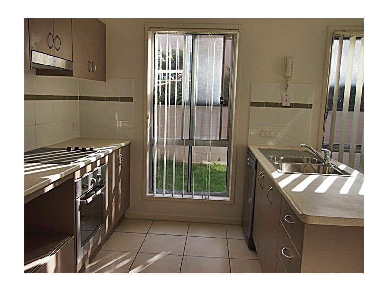 2 Toohey, Pacific Pines QLD 4211