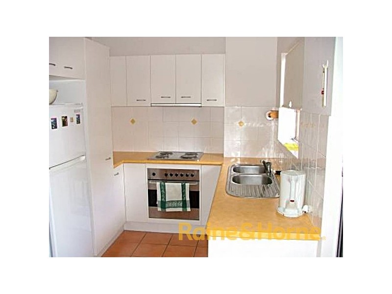 1/47 Rolle Street, Holland Park West QLD 4121