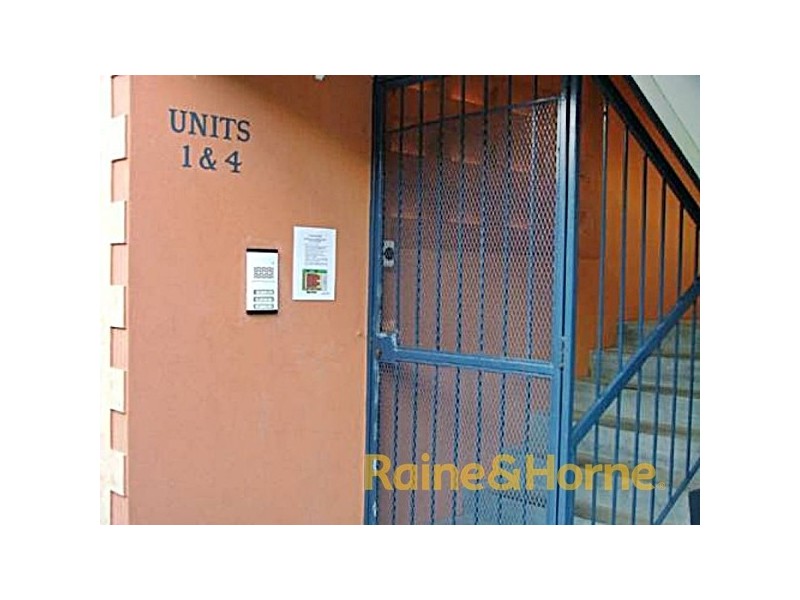 1/47 Rolle Street, Holland Park West QLD 4121