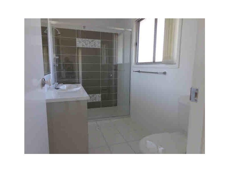 232 Preston Rd, Wynnum West QLD 4178