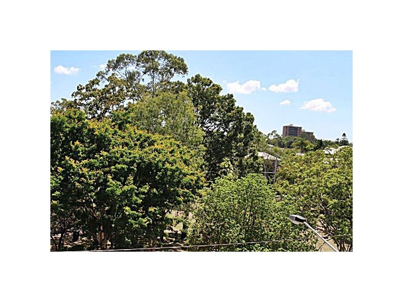 23 28 Belgrave Road, Indooroopilly QLD 4068