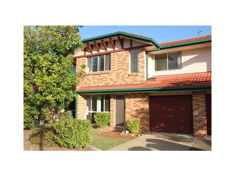 71-75 Brown St, Labrador QLD 4215