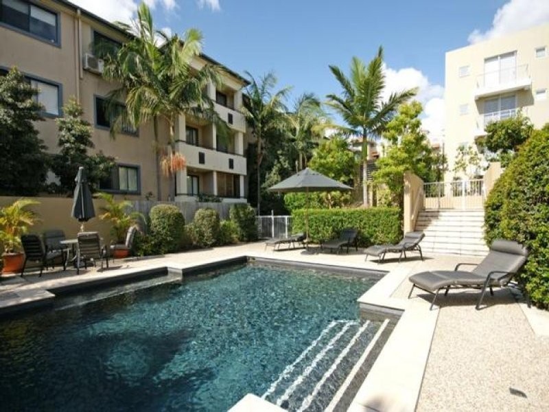 42 Newstead Terrace, Newstead QLD 4006