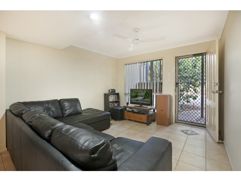 u13 / 250 Manly Road, Manly West QLD 4179
