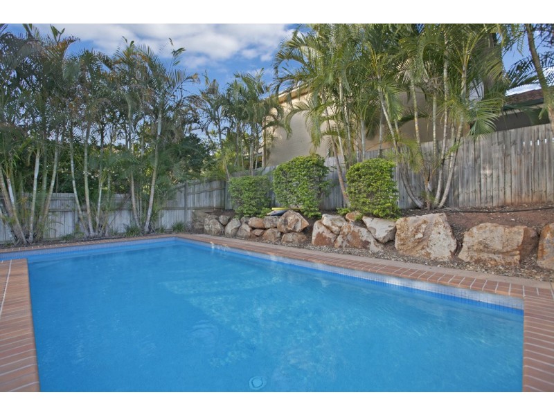 u13 / 250 Manly Road, Manly West QLD 4179