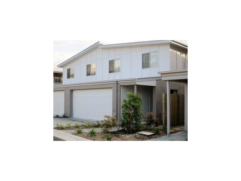 2 Toohey Street, Pacific Pines QLD 4211