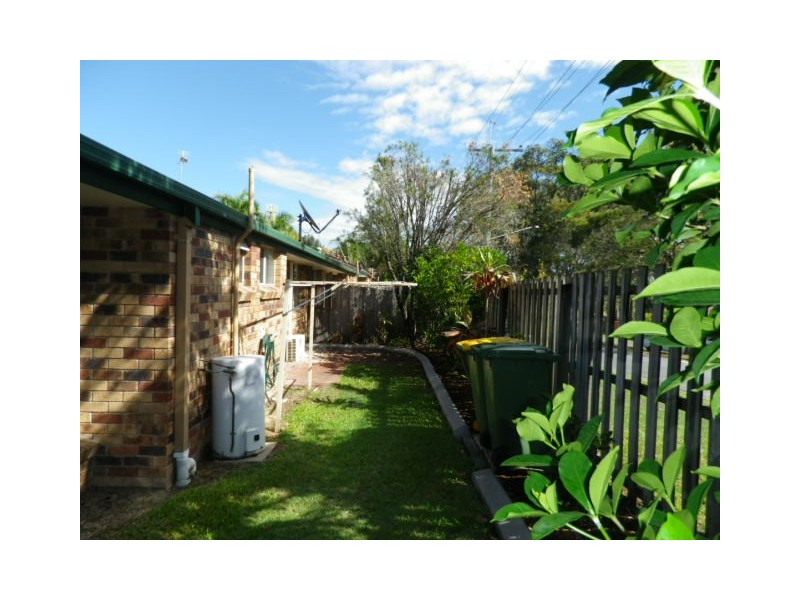 51 OLSEN AVENUE, Labrador QLD 4215