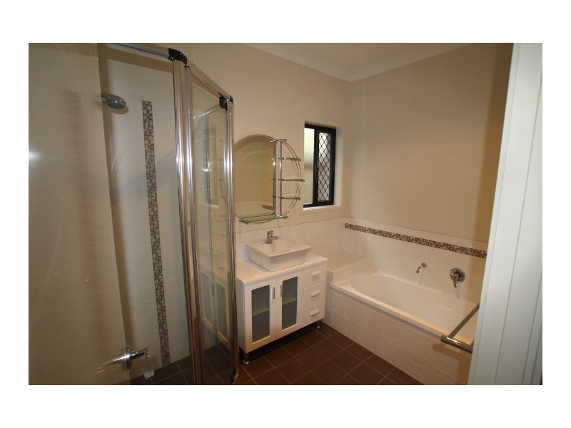 11 Kennedia Crt, North Lakes QLD 4509
