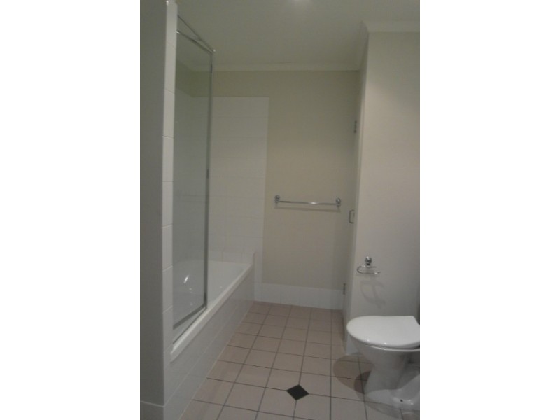 115/54 Vernon Terrace, Teneriffe QLD 4005