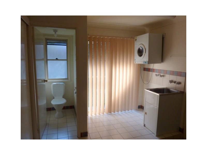 75-75 Brown, Labrador QLD 4215