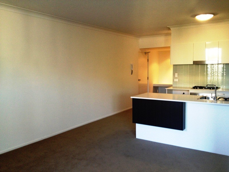 32 Agnes Street, Albion QLD 4010