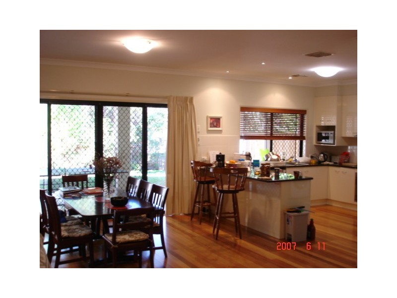 139A Carmody Road, St Lucia QLD 4067