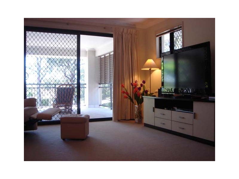 139A Carmody Road, St Lucia QLD 4067