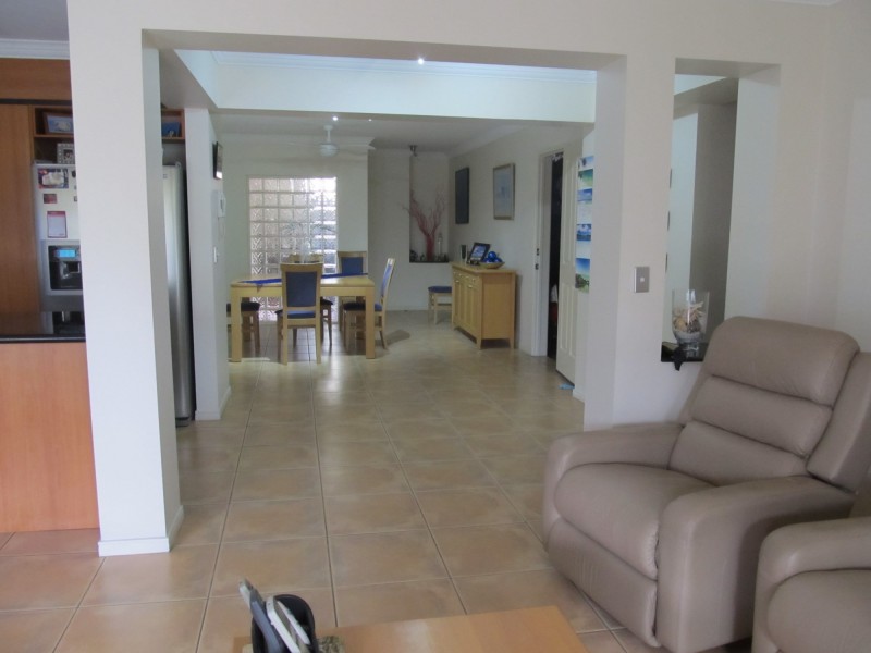 44/82 Limetree Parade, Runaway Bay QLD 4216