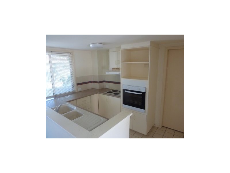 49-75 Brown St, Labrador QLD 4215