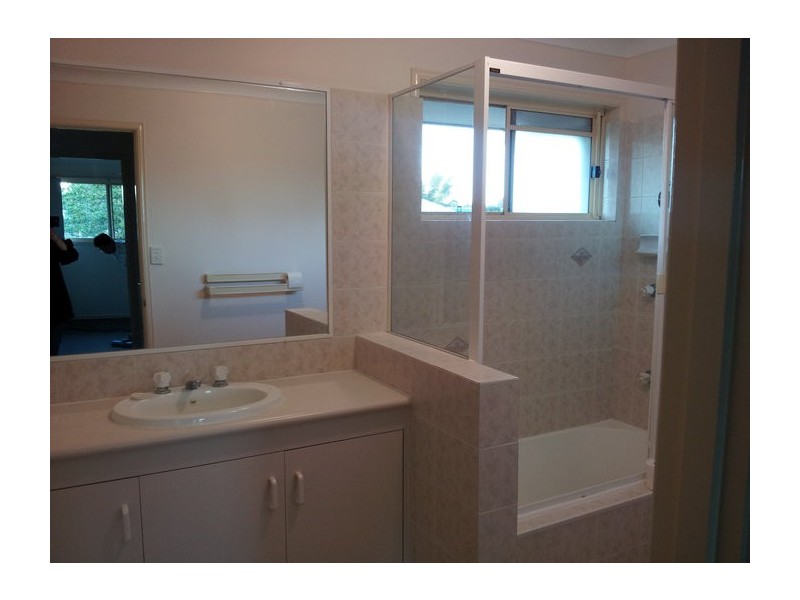 121 Golden Avenue, Calamvale QLD 4116