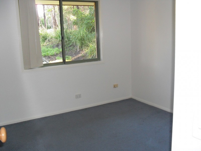 18 BATCHWORTH RD, Molendinar QLD 4214