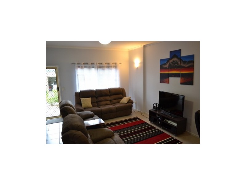 8/142 Bunya Road, Arana Hills QLD 4054