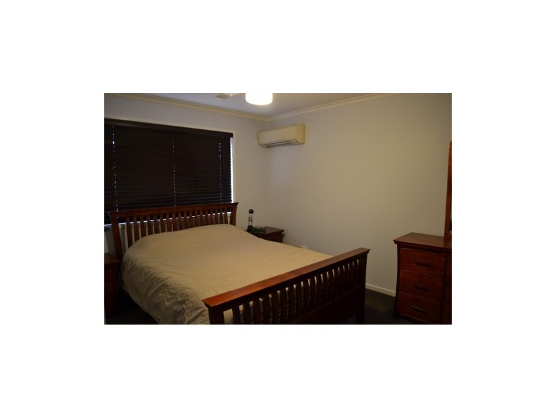 8/142 Bunya Road, Arana Hills QLD 4054