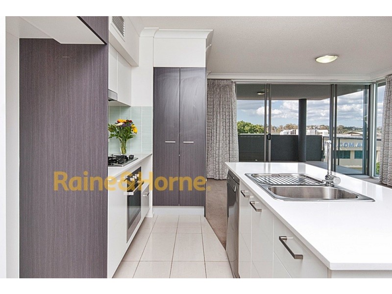 32 Agnes Street, Albion QLD 4010