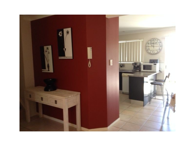 12/21 Chessom, Mitchelton QLD 4053