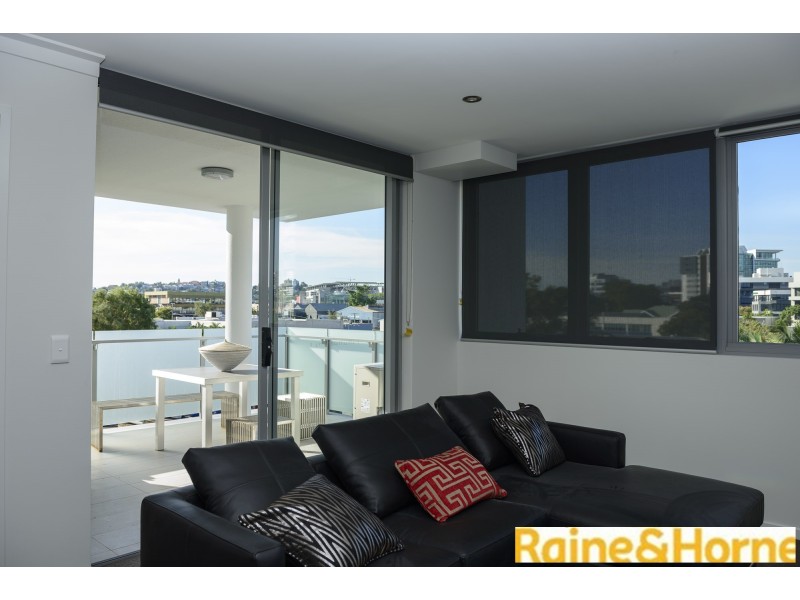 35-39 McDougall, Milton QLD 4064