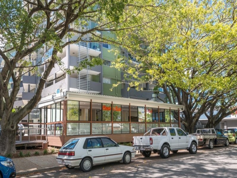 32 Agnes Street, Albion QLD 4010