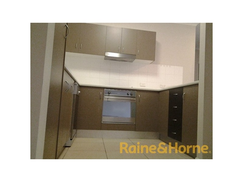 U213 / 92 -98 Digger St, Cairns City QLD 4870