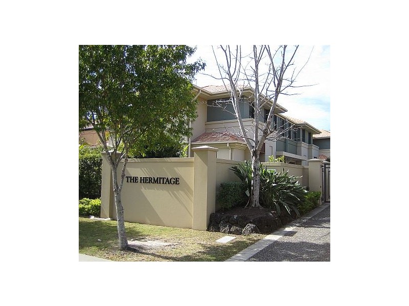 9/1-7 PINE VALLEY DRIVE, Varsity Lakes QLD 4227