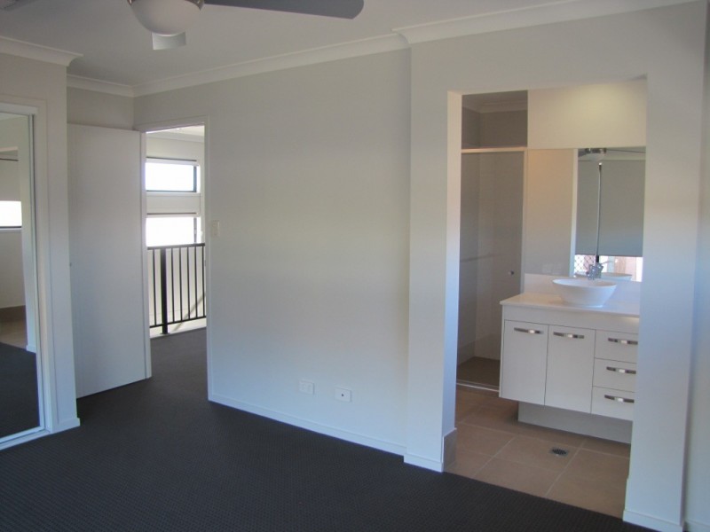 14 Elsey Circuit, North Lakes QLD 4509