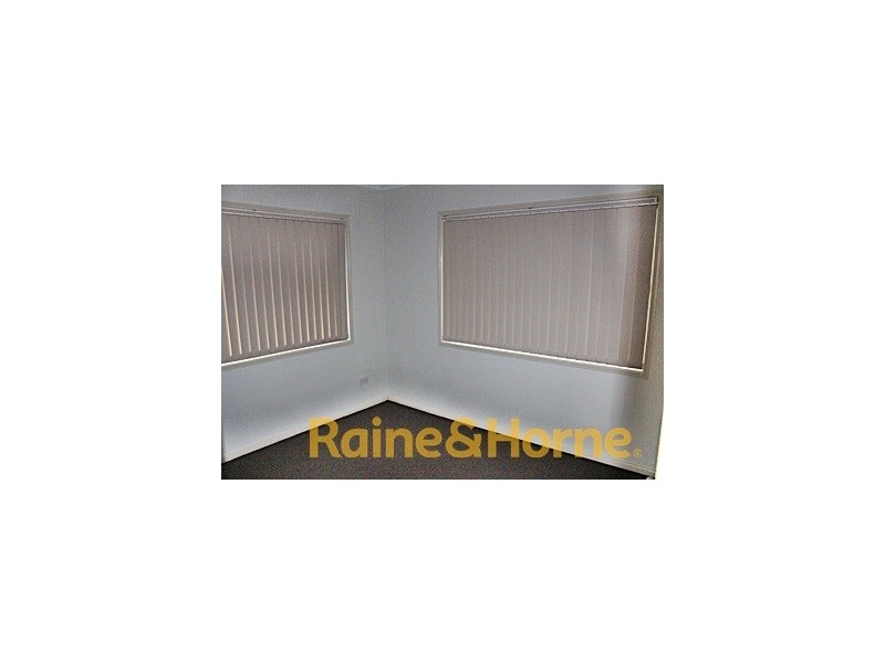 12 Greendale Way, Carindale QLD 4152