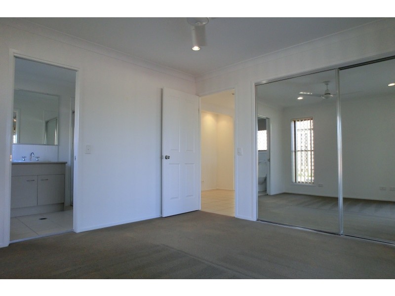 19 Cedarwood Street, Berrinba QLD 4117